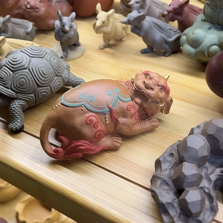 紫砂茶杯溏*紫砂喜财貔貅茶宠摆件