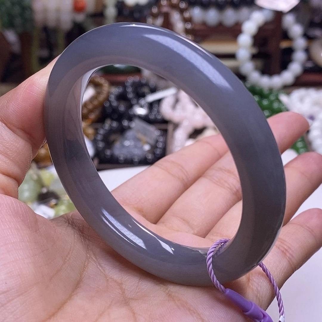 颈饰未镶嵌和田玉孤品清货价高冰烟紫手镯56