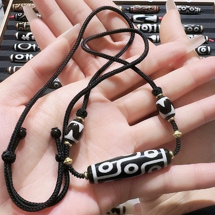 玛瑙/玉髓合金颈饰