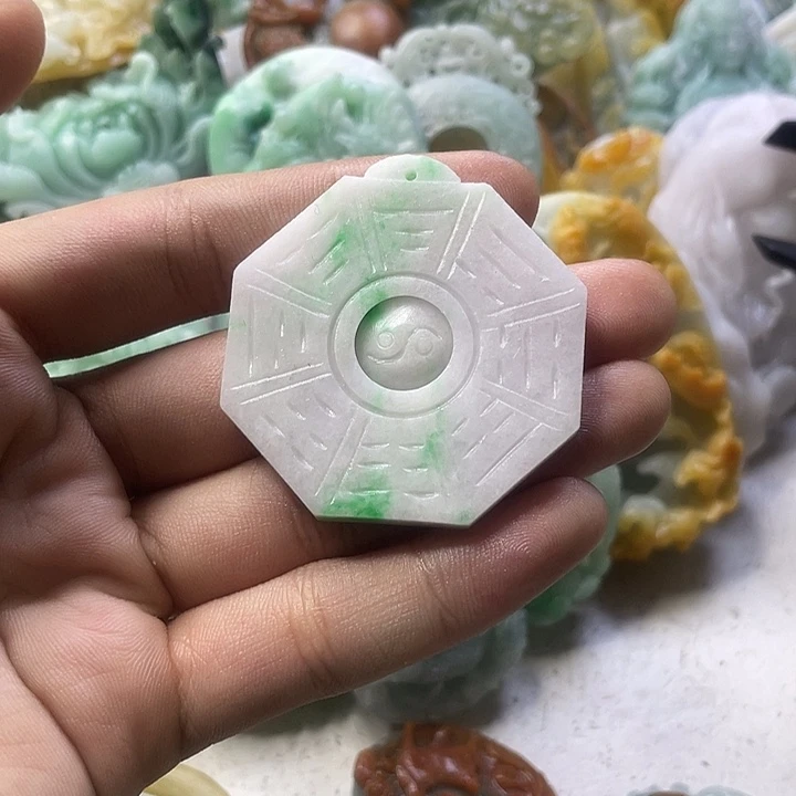 定制翡翠未镶嵌天然翡翠