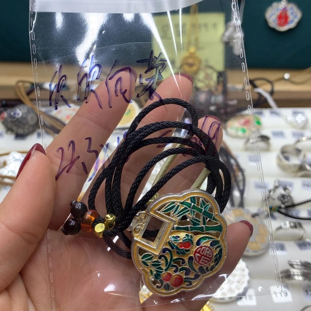 足银直播间选款银饰品