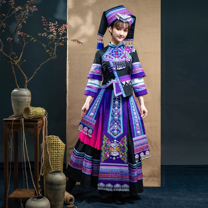 三月三壮族少数民族服饰