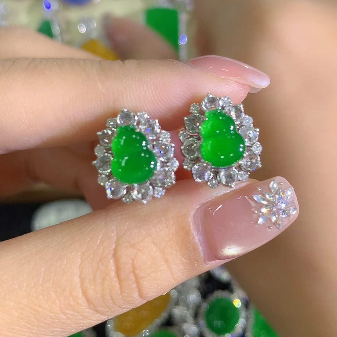 翡翠18K金镶嵌耳饰葫芦耳包