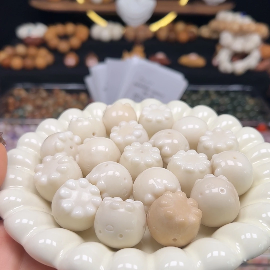 手串菩提根/象牙果瑕疵白胖章鱼4颗有裂