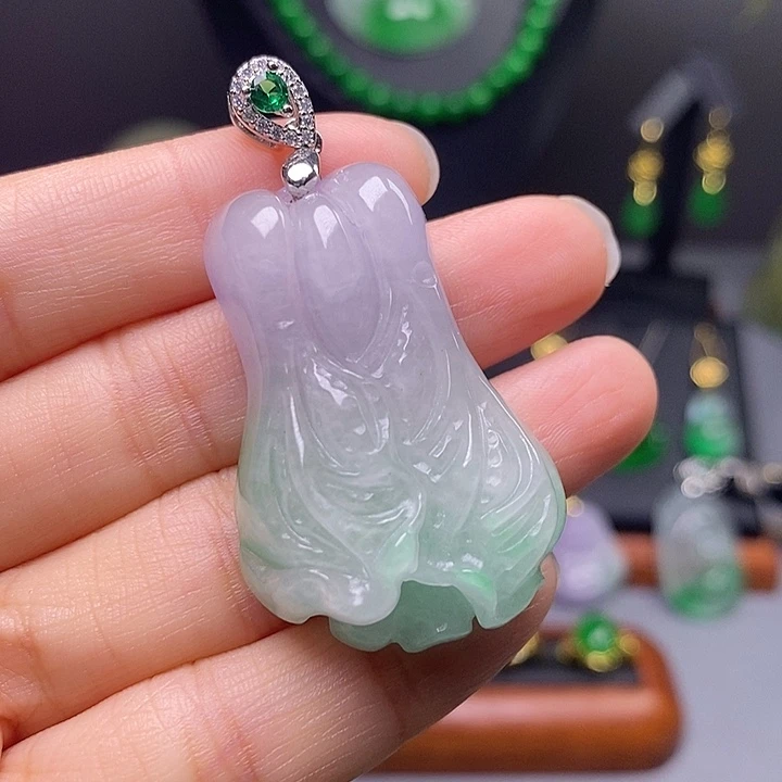 吊坠(赠链)未镶嵌翡翠