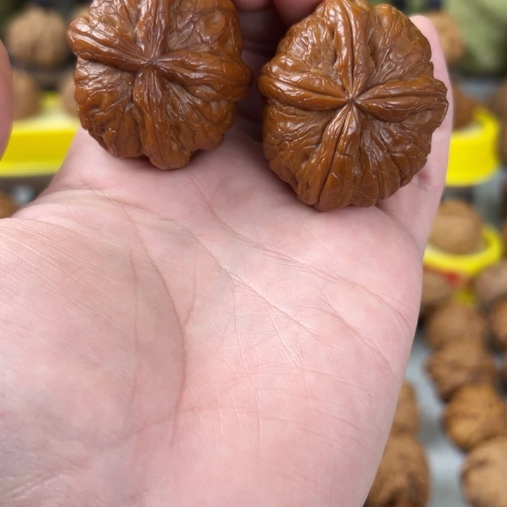 文玩核桃吊坠41尺平谷元宝四棱