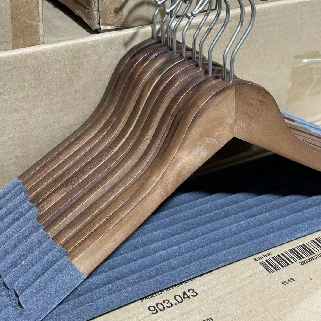 实力大企业植绒木衣架-灰色