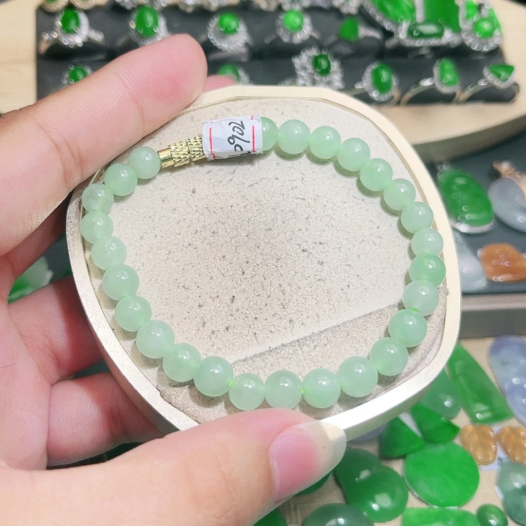 未镶嵌挂件翡翠裸石