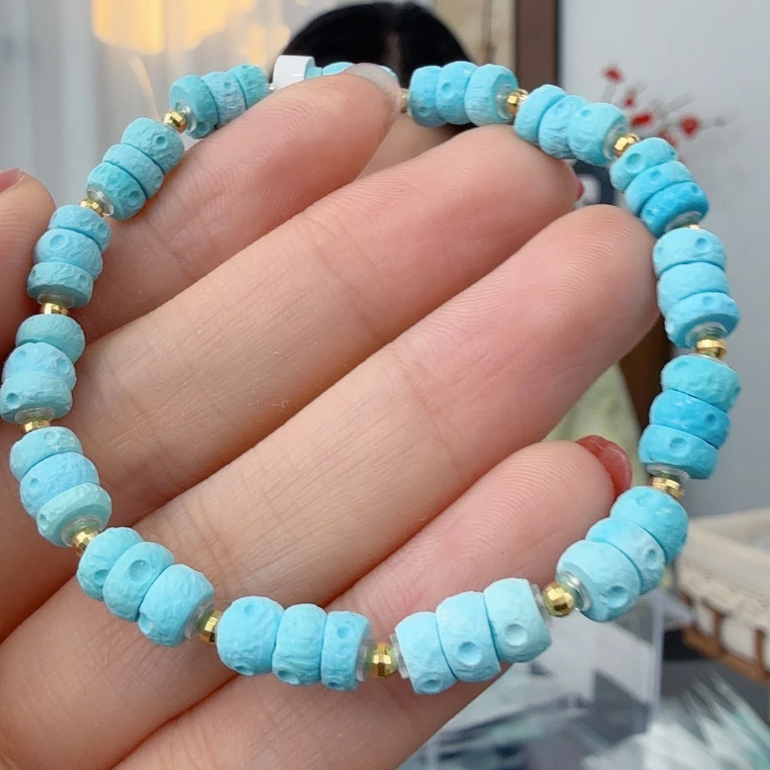 绿松石18K金镶嵌挂件