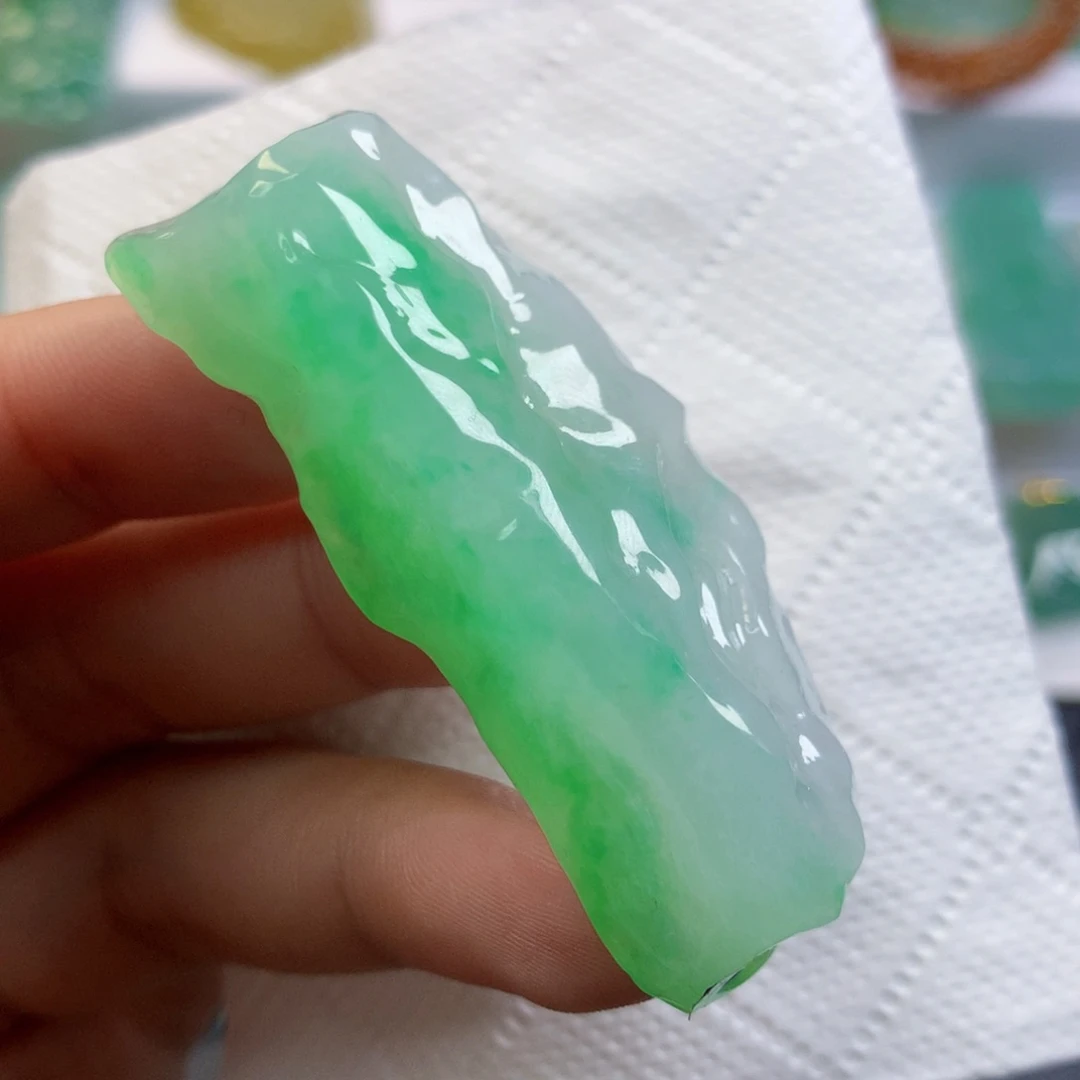 【闪购商品】颈饰未镶嵌翡翠