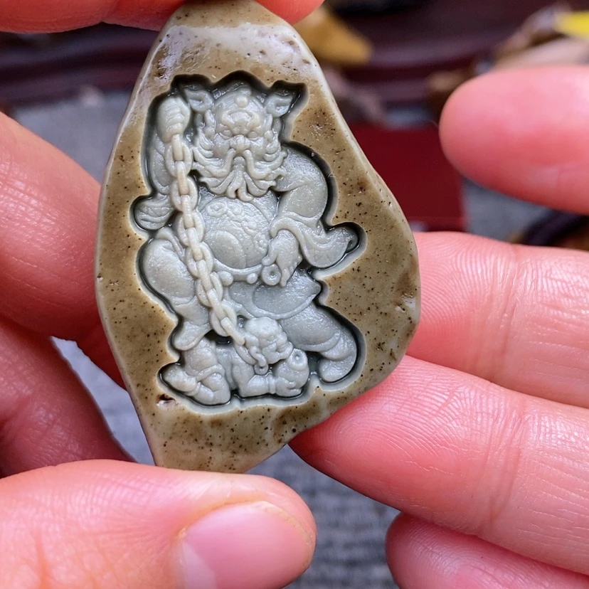 【闪购商品】原石雕刻手把件