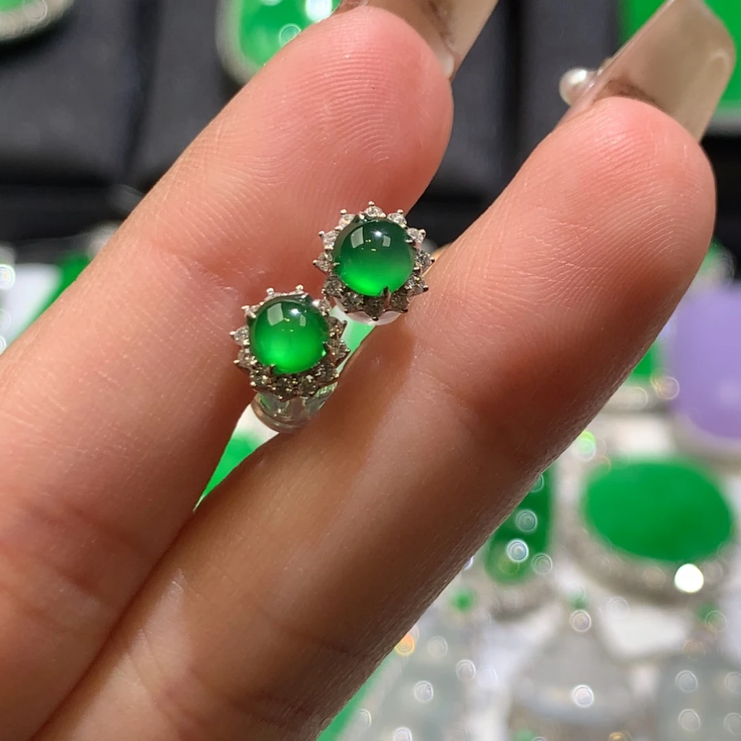 翡翠耳饰18K金镶嵌耳钉