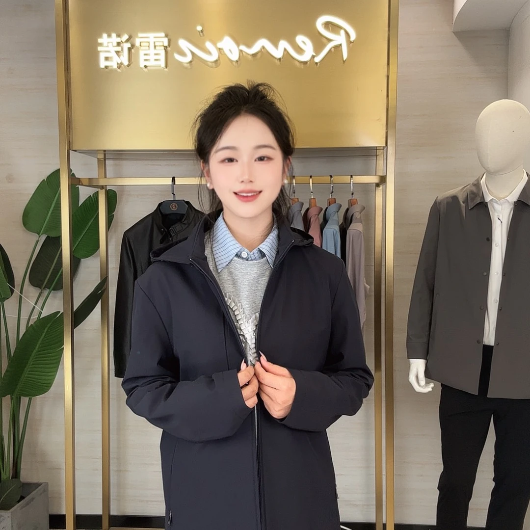衬衣的设计非常好看