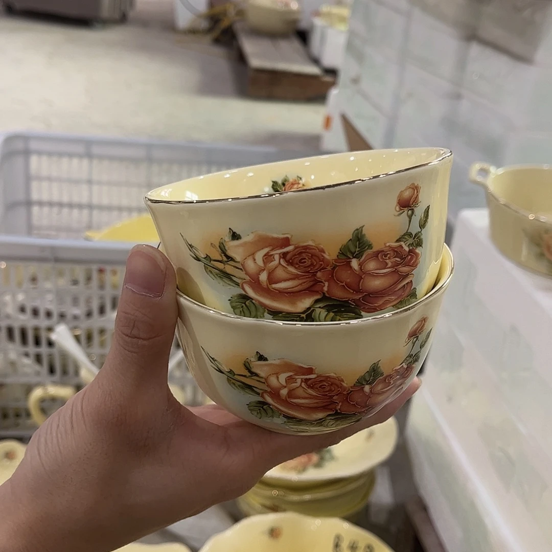 星博汇陶瓷有限公司4个