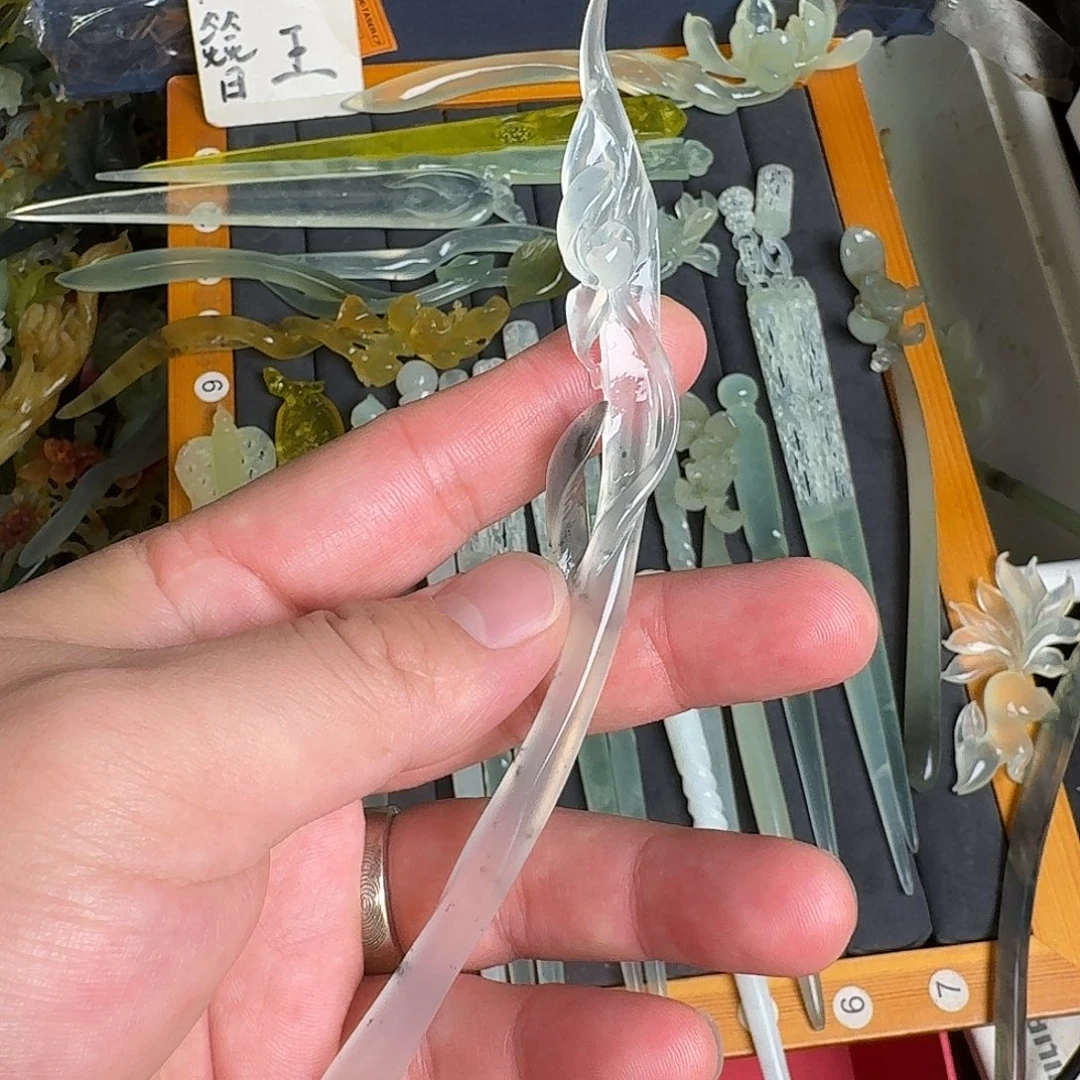 喵***喵蛇纹石玉未镶嵌发饰