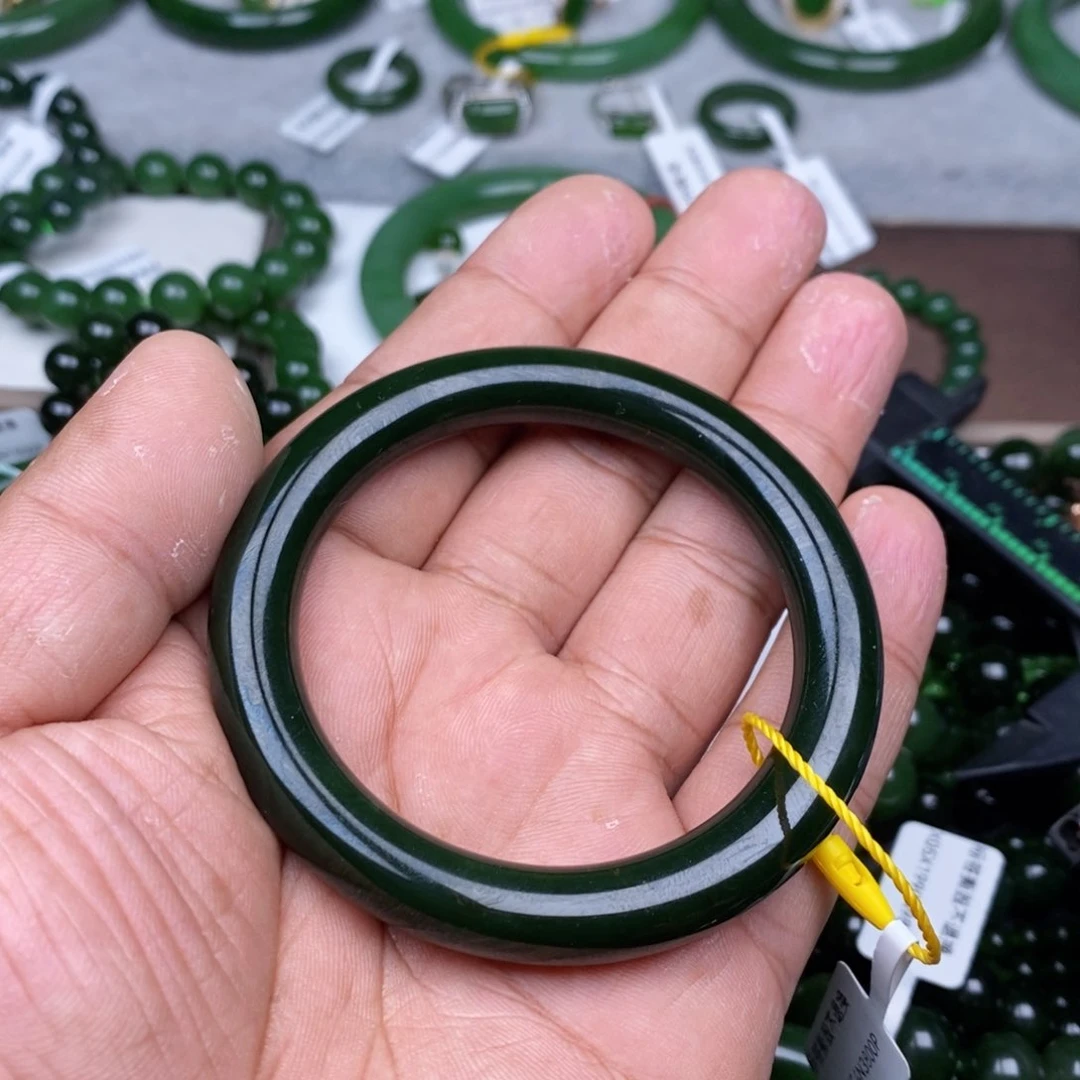 未镶嵌手镯和田玉（碧玉）小***754+