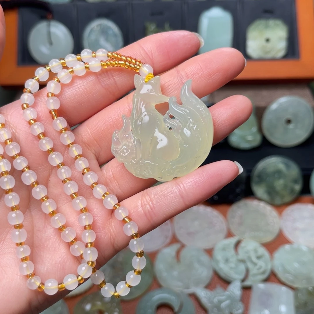 岫玉吊坠(赠链)未镶嵌弘*