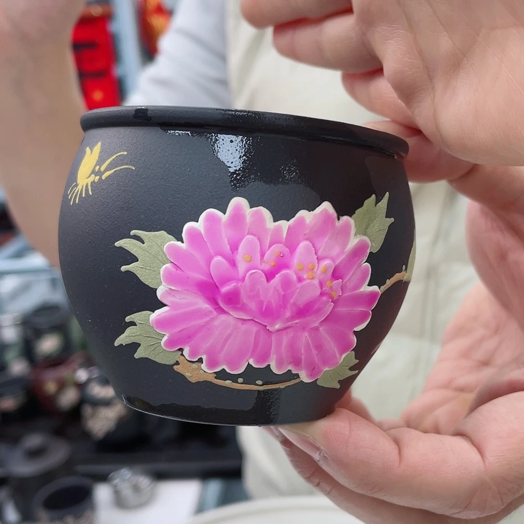 紫砂茶杯牡丹蝶恋花1111111111111