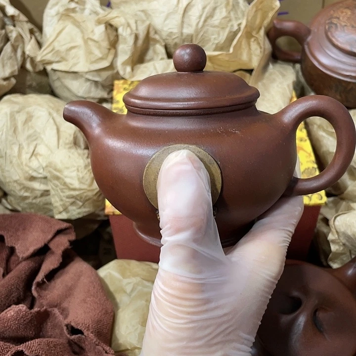 紫砂茶壶原矿泥料，手工制作一把，紫砂壶。