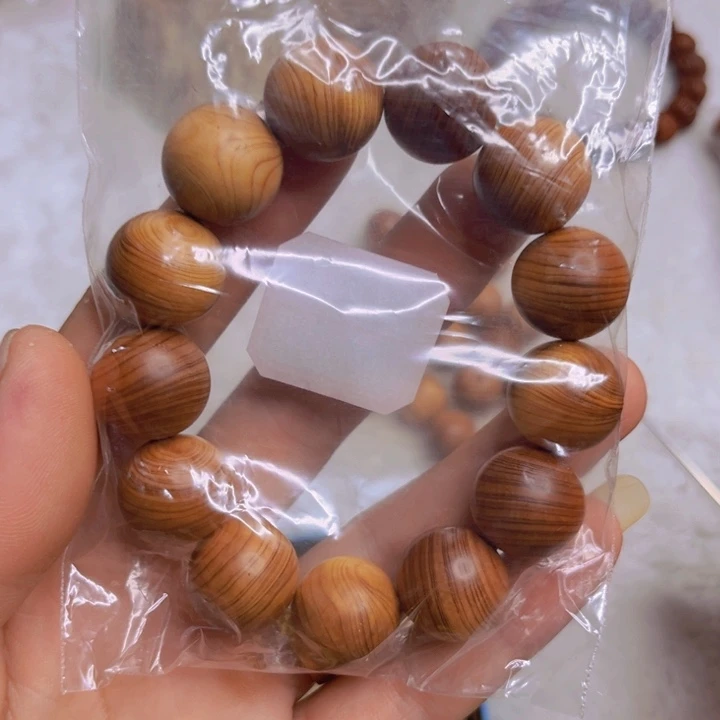 耳***朵猴头核桃吊坠木质手串手持1.1