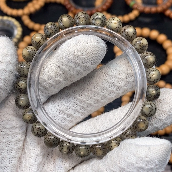 星月菩提手串星月菩提圆珠8.8石玉料