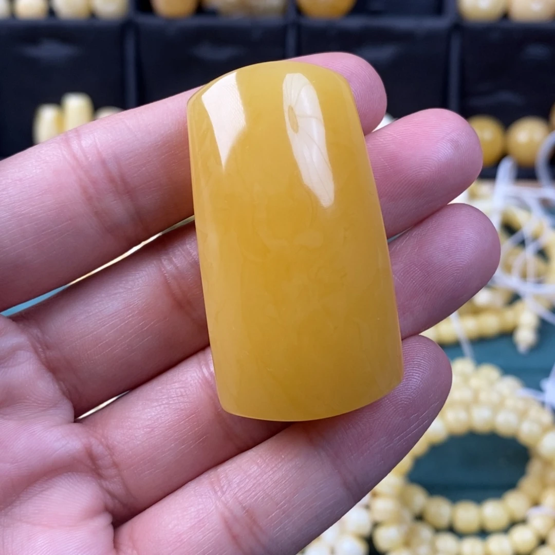 琥珀珠宝奇石未镶嵌大*打1.5直孔，打孔不退不换