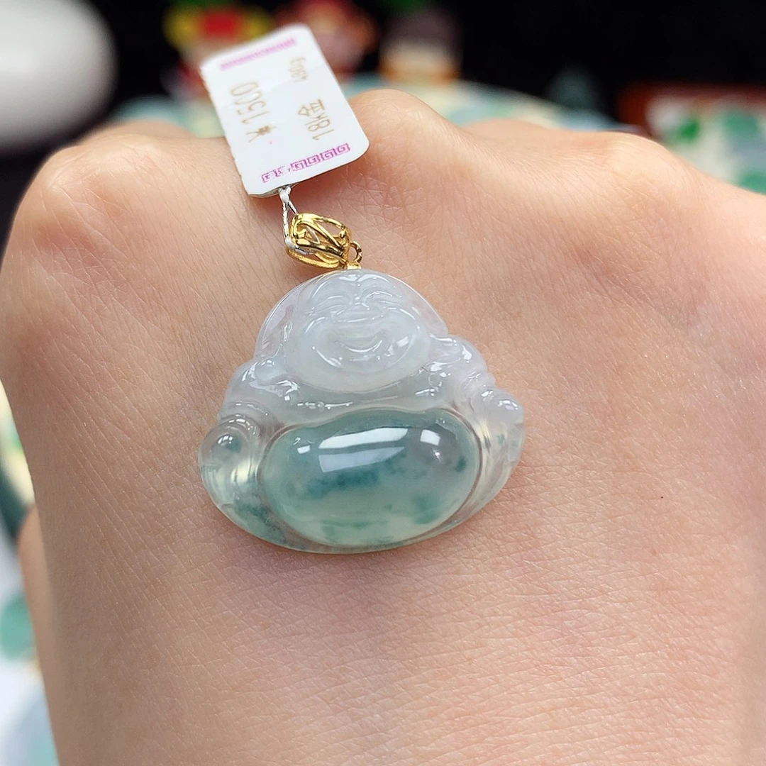 翡翠18K金镶嵌颈饰佛公