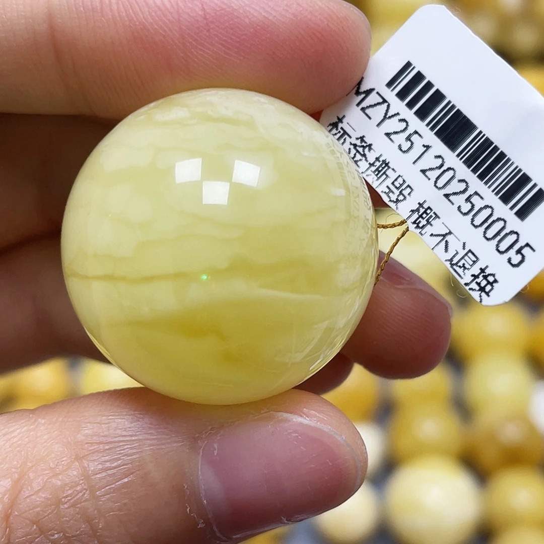 蜜蜡未镶嵌裸石26.7mm.