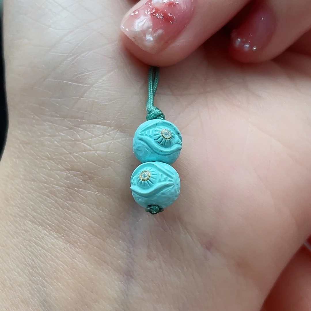 绿松石颈饰未镶嵌