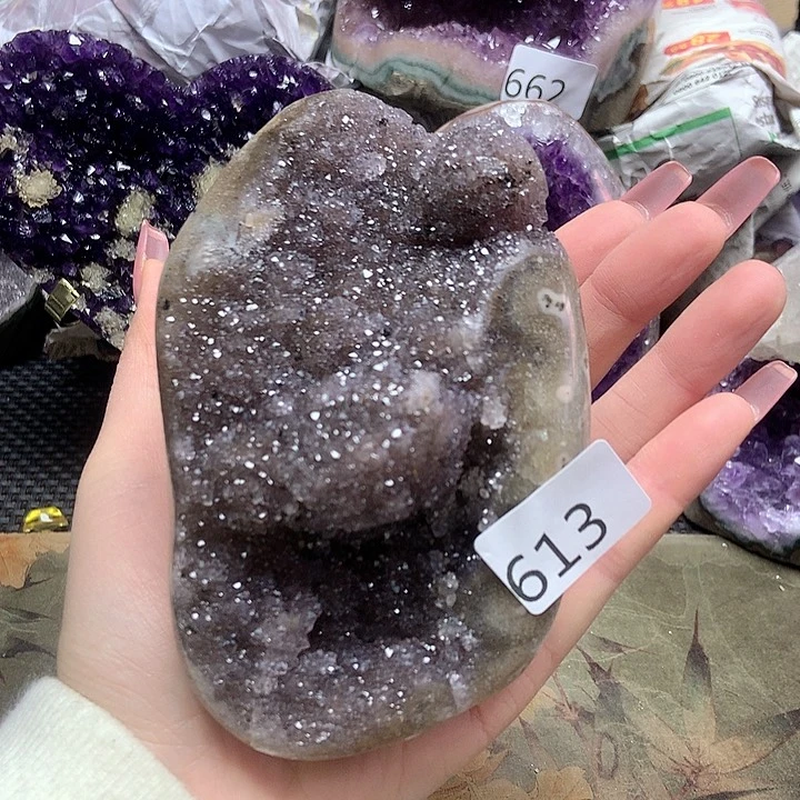 紫晶大型摆件（非配饰）未镶嵌