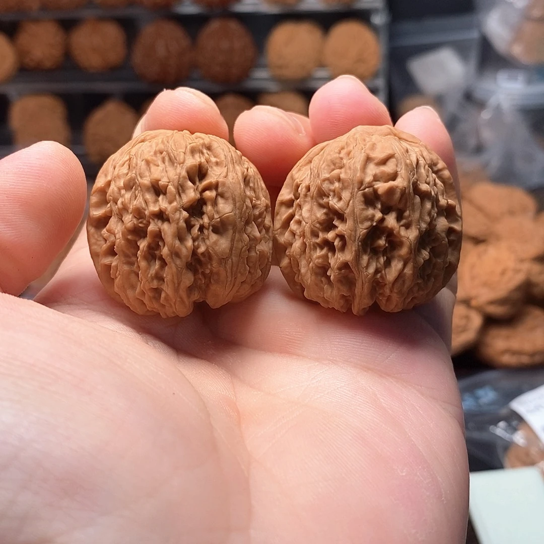 1文玩核桃龙王胆35-353