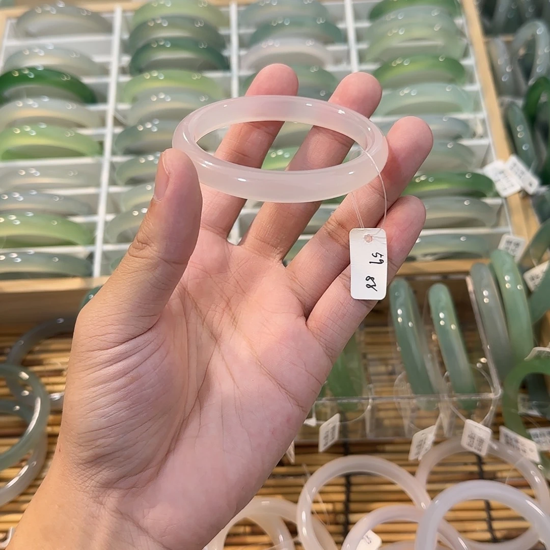 玛瑙/玉髓未镶嵌手镯圈口59