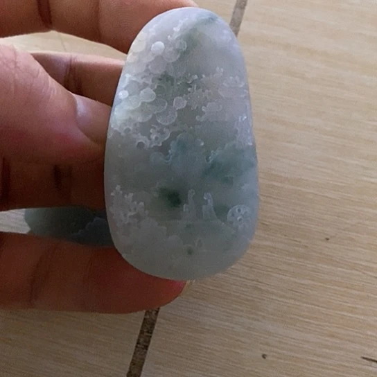 定制翡翠未镶嵌牌子