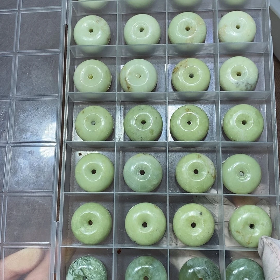 合金蛇纹石玉颈饰290