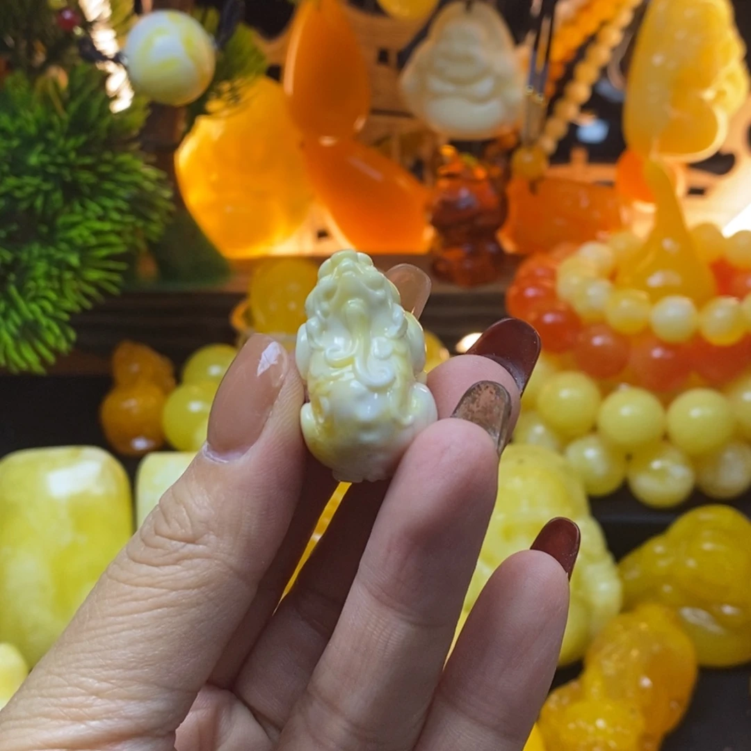 一****非金属瓷白貔貅小号