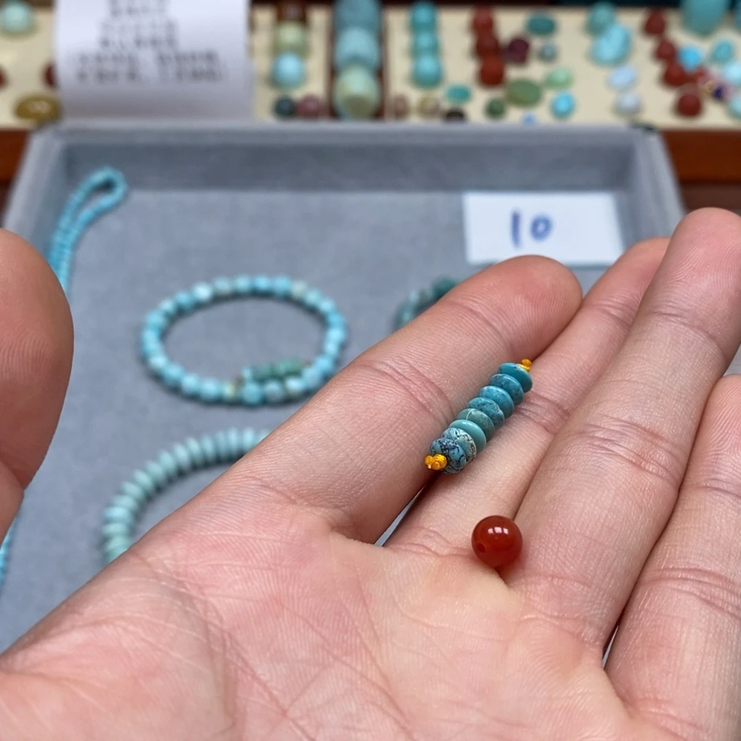 南红玛瑙配饰未镶嵌