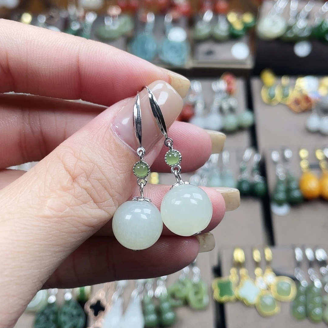 和田玉银S925镶嵌耳饰