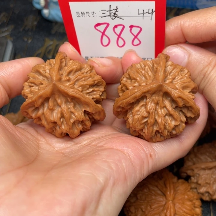 吊坠桃核豁*客文玩了吗