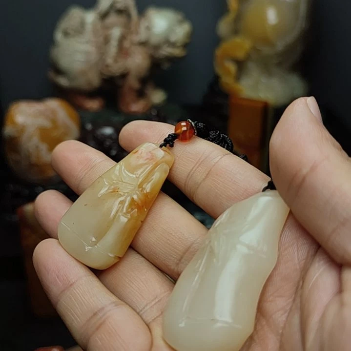 寿山石红**梦寿山芙蓉石