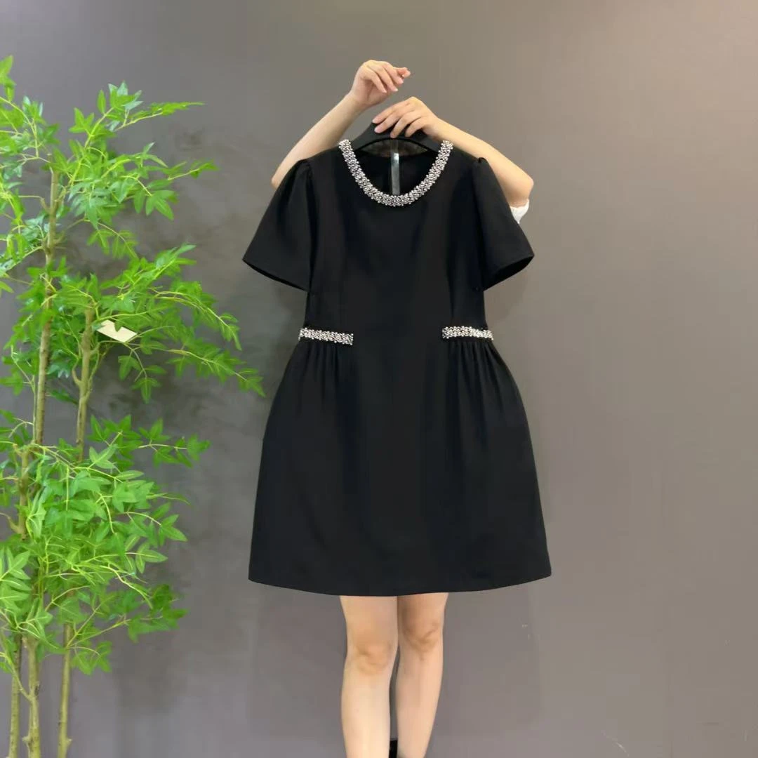 8072法式爆款圆领钉珠小香风大码连衣裙夏季赫本风收腰显瘦A字裙