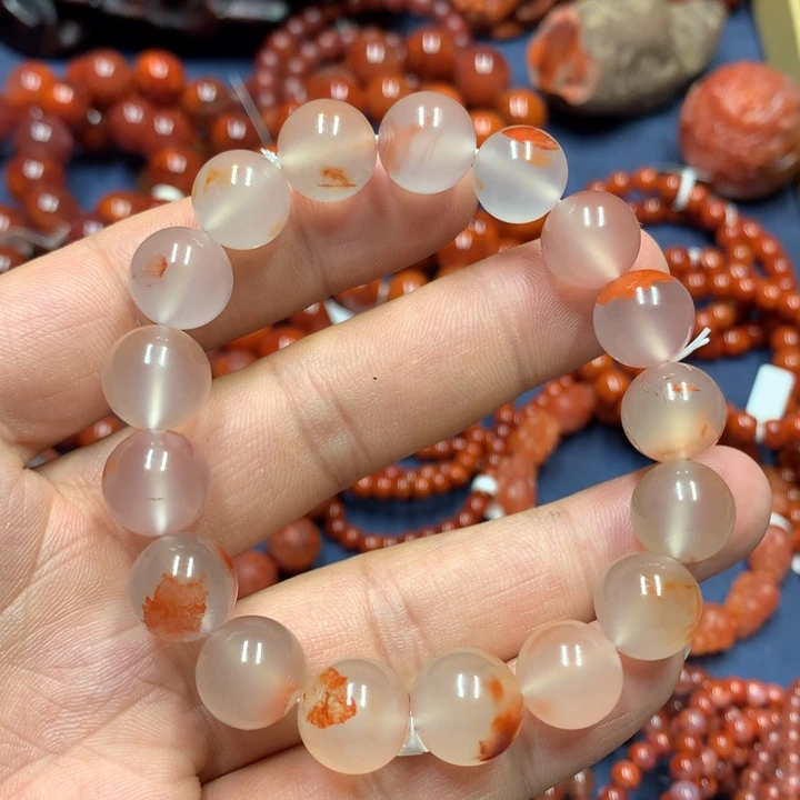 南红玛瑙手串未镶嵌12+m m