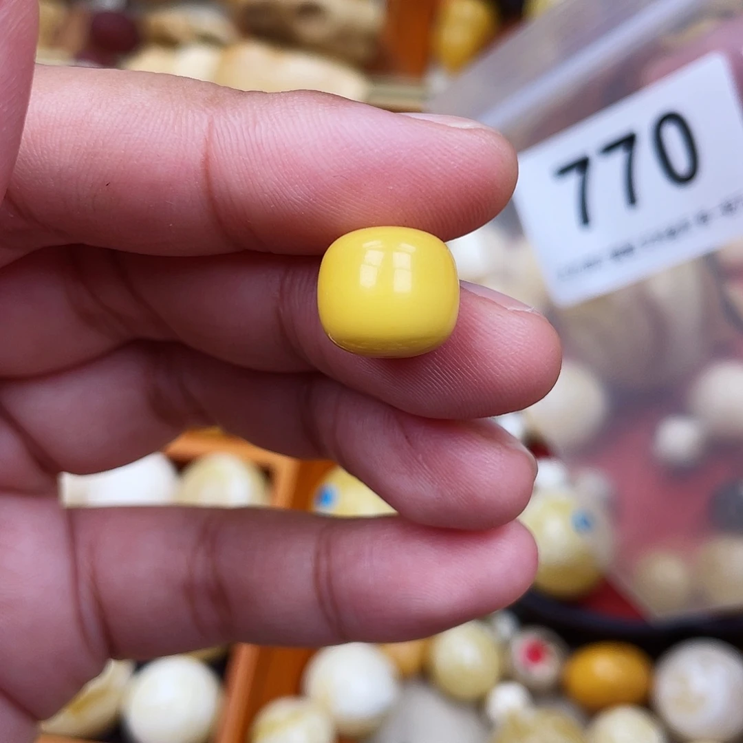 蜜蜡未镶嵌珠宝奇石皮色12.4