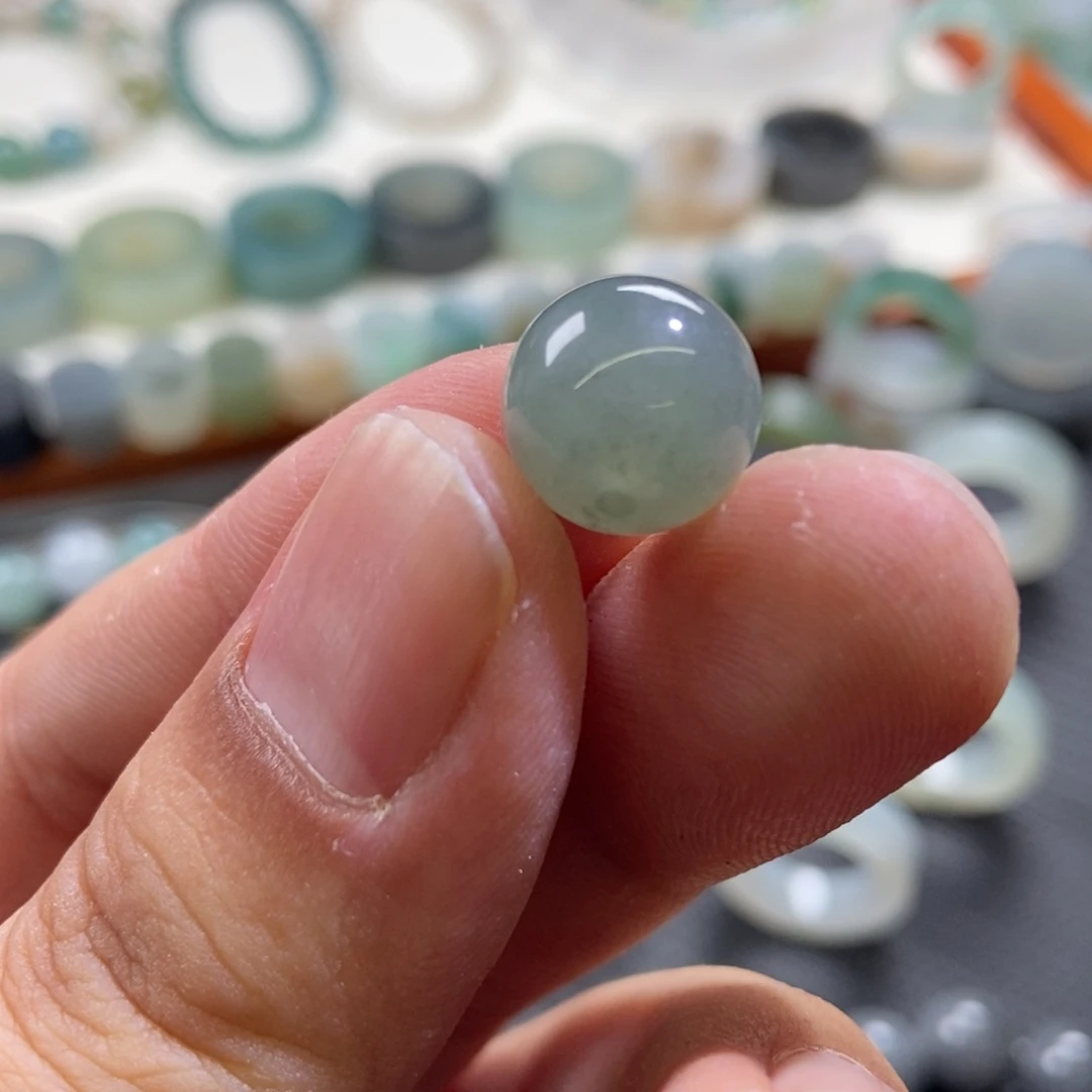 颈饰未镶嵌翡翠卡12.3圆珠