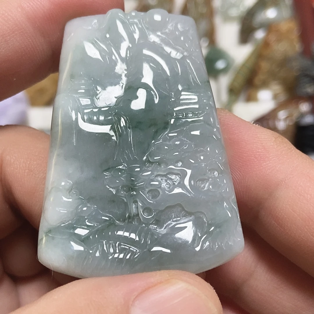 翡翠未镶嵌颈饰翡翠山水
