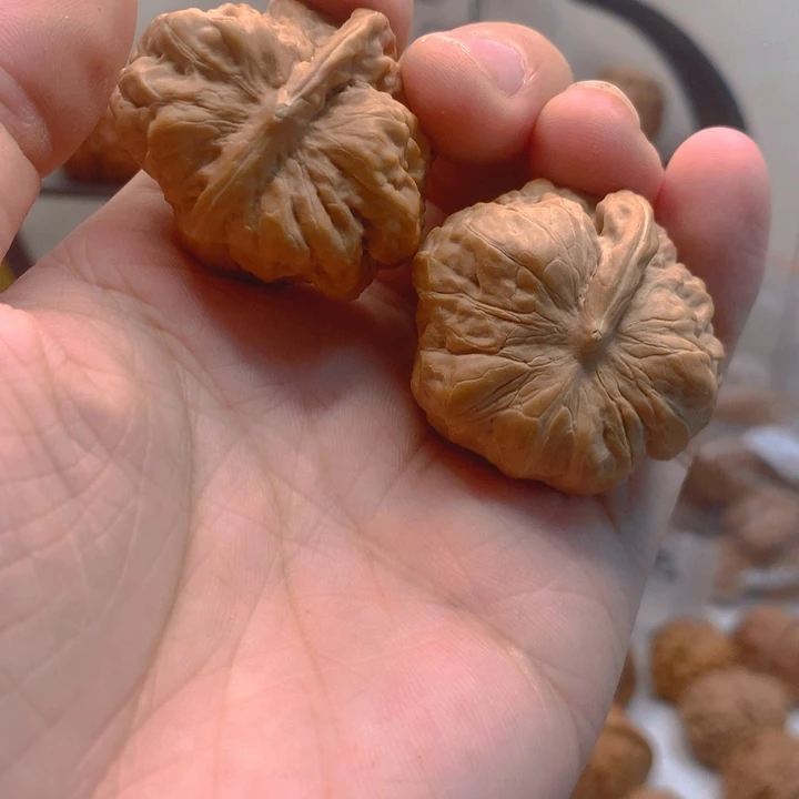 文玩核桃吊坠蛤蟆头一帆风顺