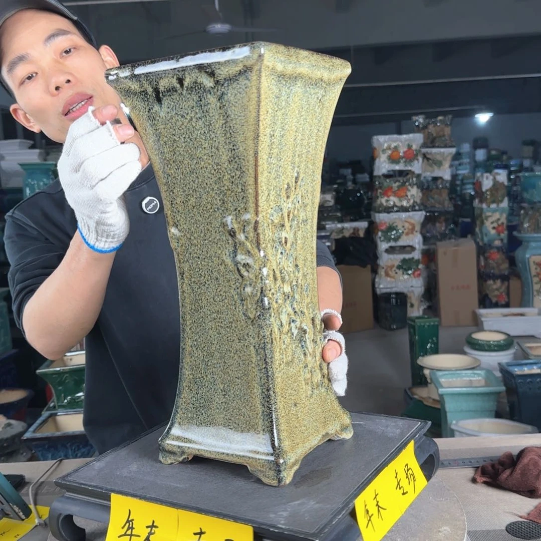 一风堂石湾花盆。高温裂瑕疵