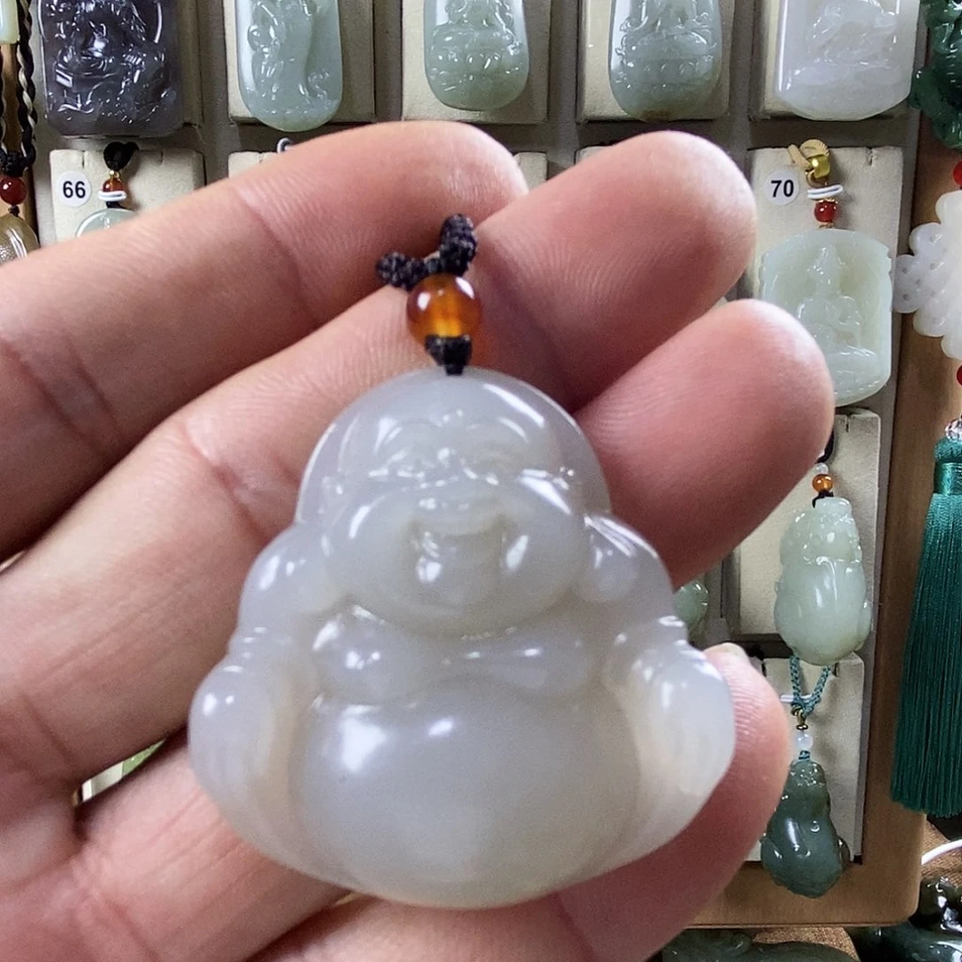 和田玉未镶嵌颈饰