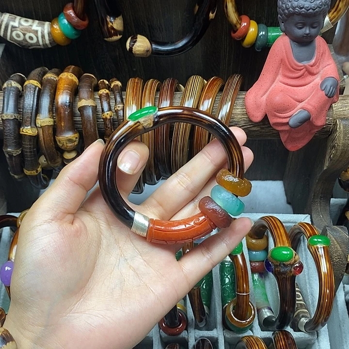 木质非金属?黑藤镯