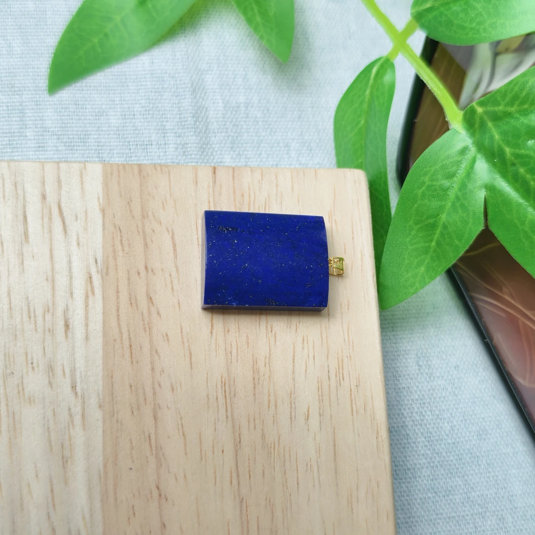 高品质青金石18K金镶嵌无事牌吊坠7-8克