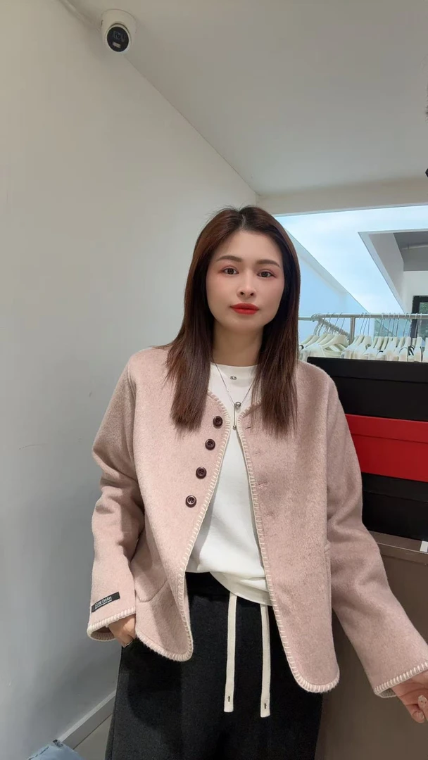 萱萱【小香外套】新款百搭时尚羊毛小香短外套513524 102905